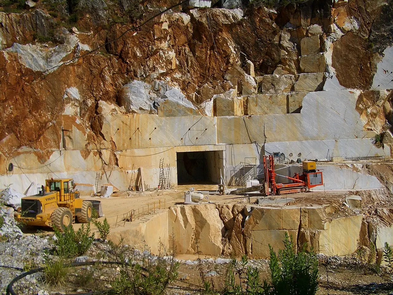 Cut marble blocks inside a quarry